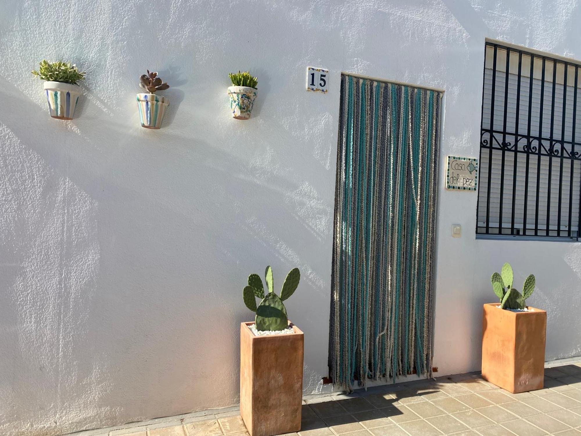 Casa Del Pez Vivienda A Pie De Calle En Agua Amarga A 250 Metros De La Playa Bagian luar foto